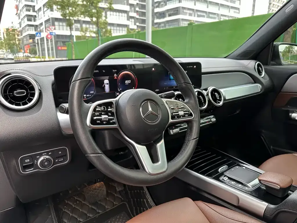 Mercedes-Benz GLB 2023 из CN, фото 2