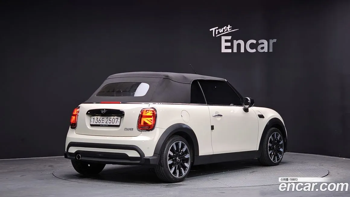 Mini Cooper Convertible — фото 9