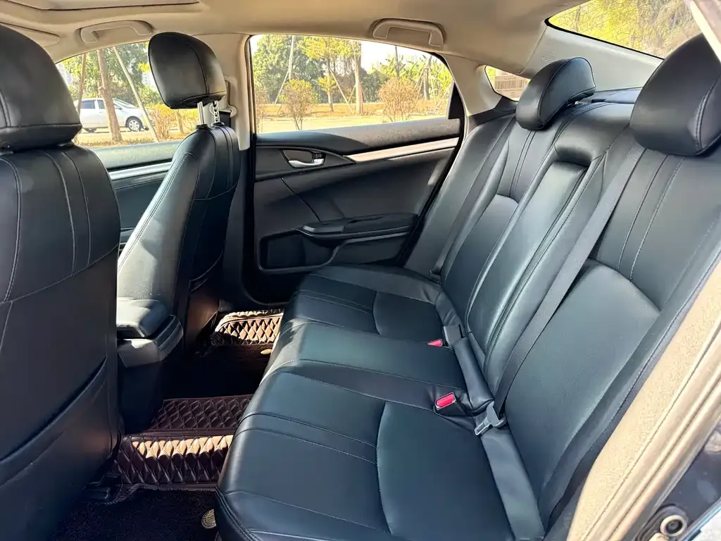Honda Civic 2022 из CN, фото 5