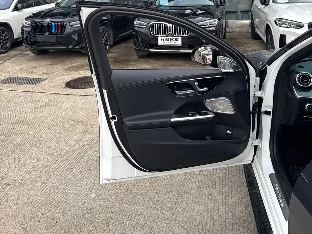 Mercedes-Benz C-Class 2025 из CN, фото 10