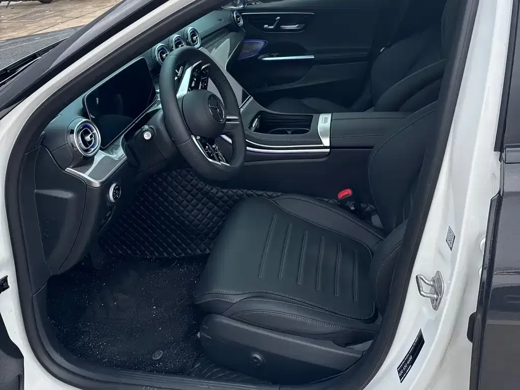 Mercedes-Benz C-Class 2025 из CN, фото 5