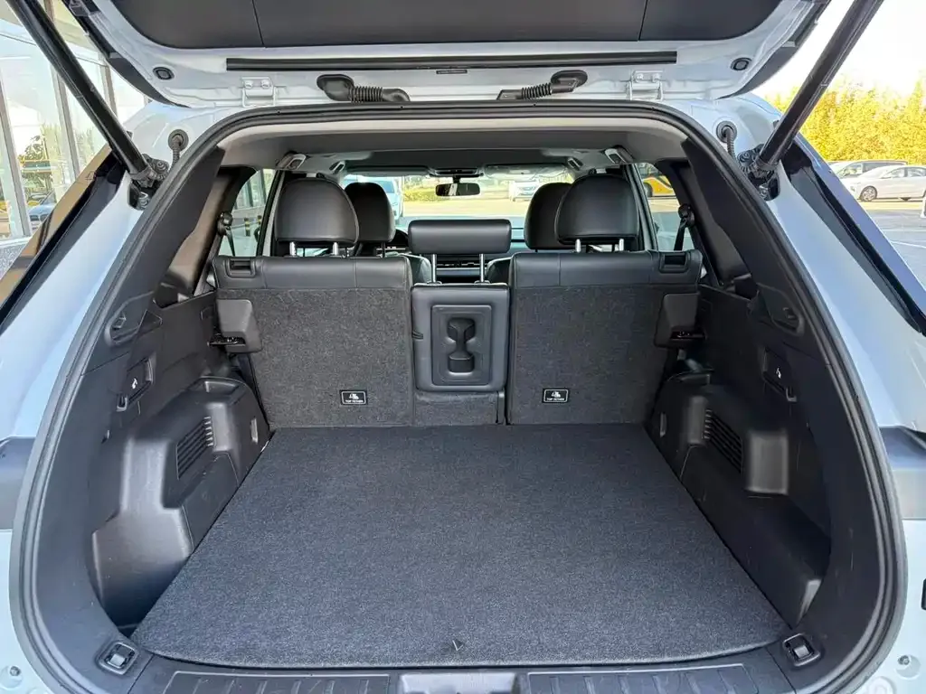 Mitsubishi Outlander 2023 из CN, фото 4