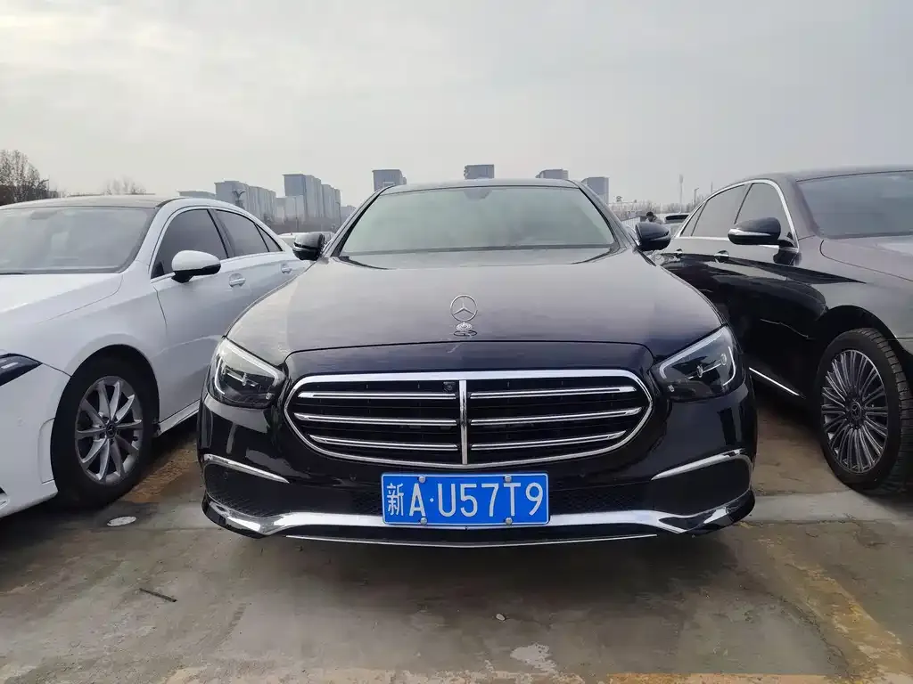 Mercedes-Benz E-Class 2022 из CN, фото 2