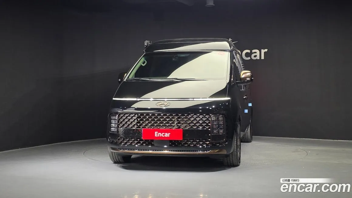 Hyundai Staria 2023 из KR, фото 3