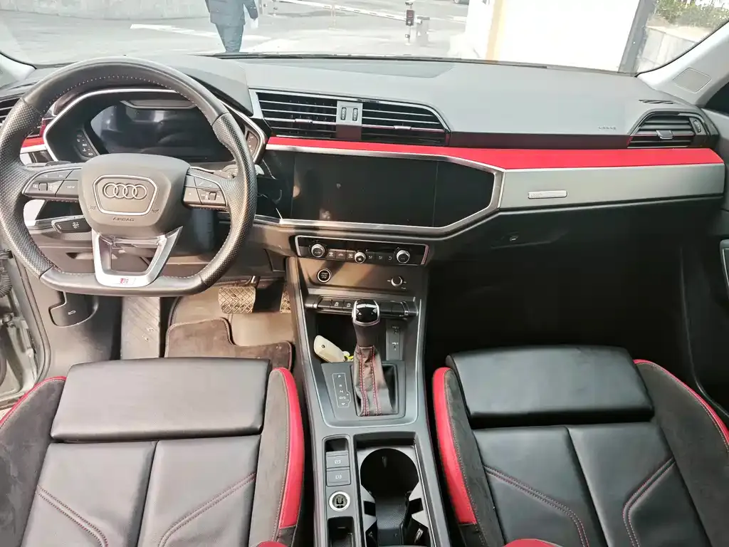 Audi Q3 Sportback 2022 из CN, фото 6