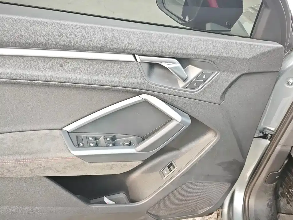 Audi Q3 Sportback 2022 из CN, фото 8