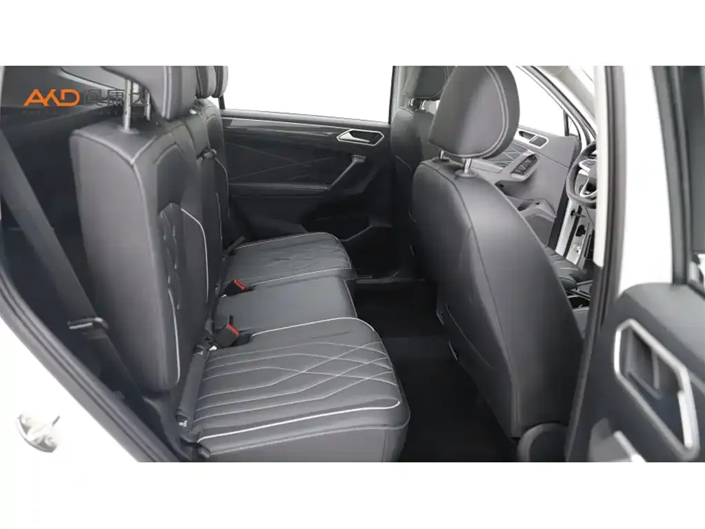 Volkswagen Tiguan L 2024 из CN, фото 8