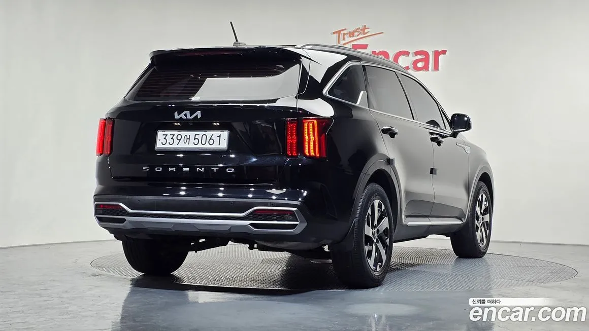 Kia Sorento — фото 3
