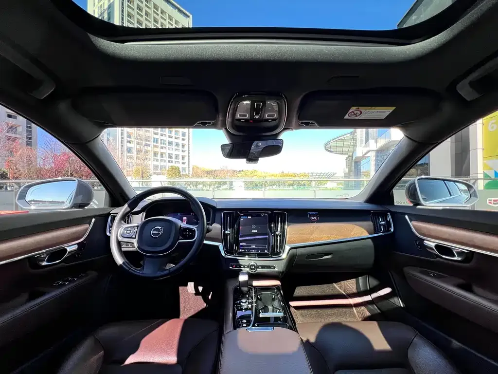 Volvo S90 PHEV 2022 из CN, фото 10