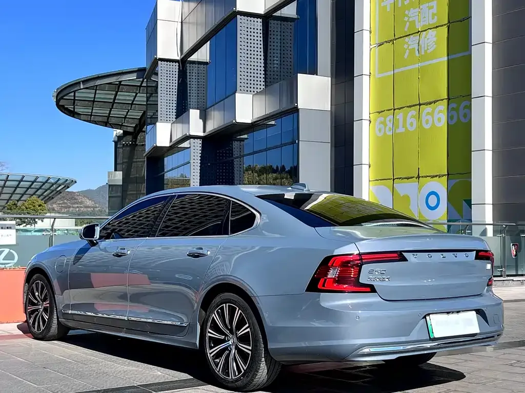 Volvo S90 PHEV 2022 из CN, фото 5