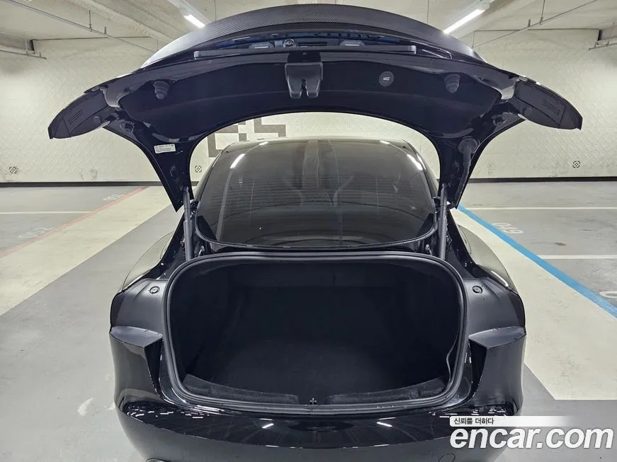 Tesla Model 3 2024 из KR, фото 5