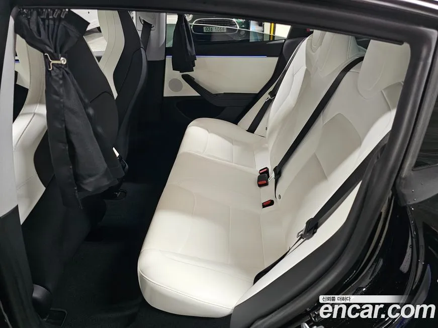 Tesla Model 3 2024 из KR, фото 3
