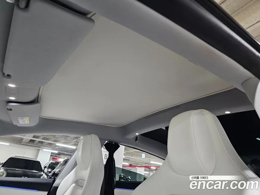 Tesla Model 3 2024 из KR, фото 4