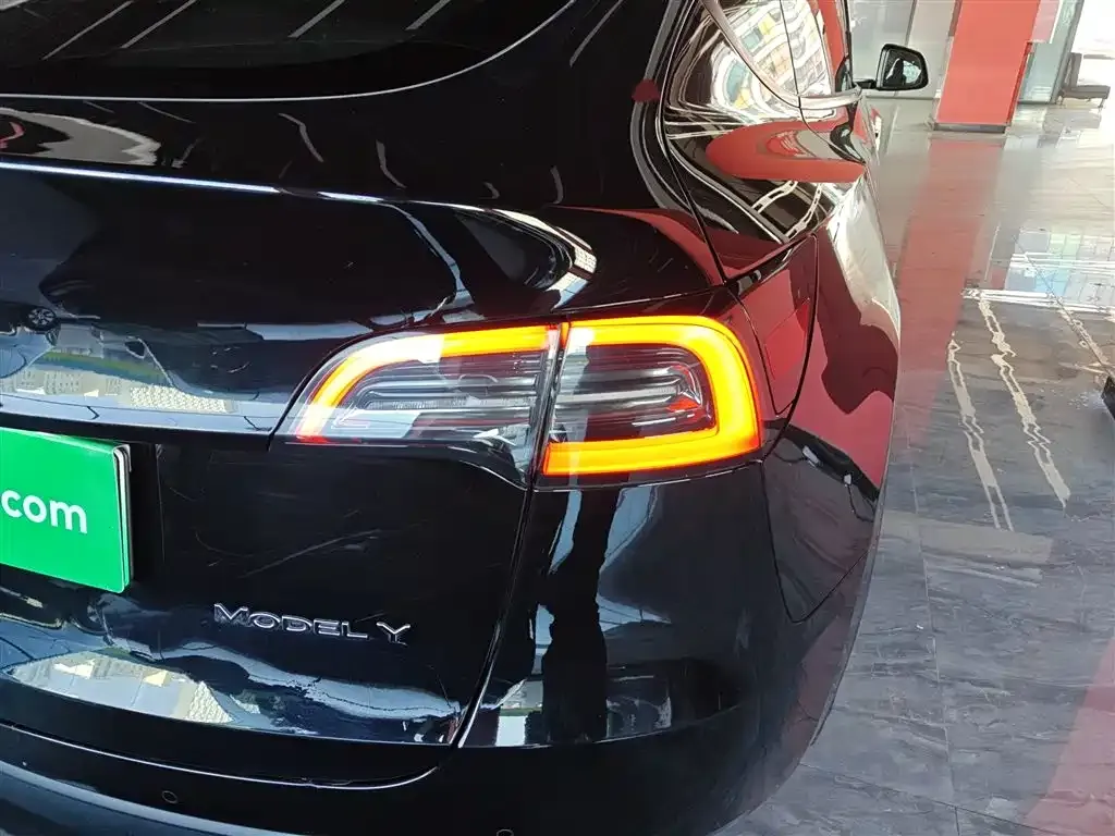 Tesla Model Y 2022 из CN, фото 5