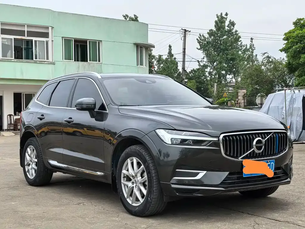 Volvo XC60 2021 из CN, фото 3