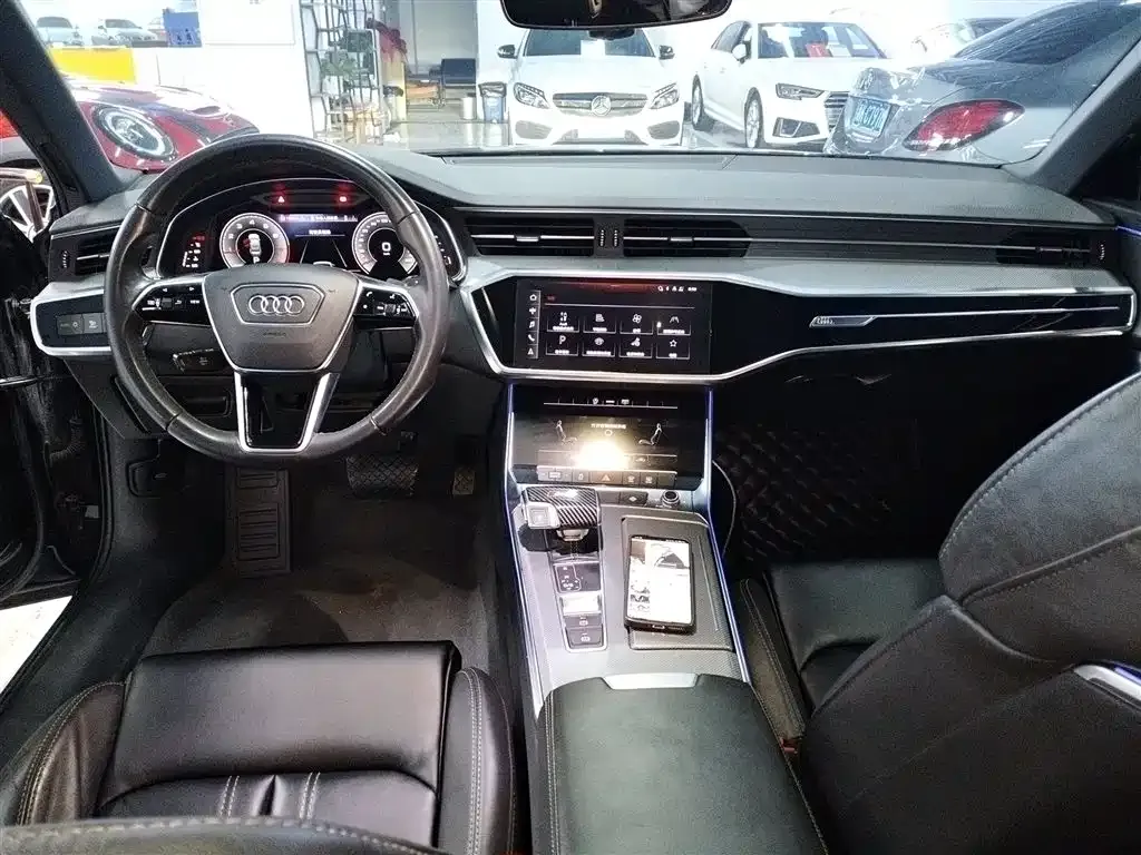 Audi A6L 2021 из CN, фото 5