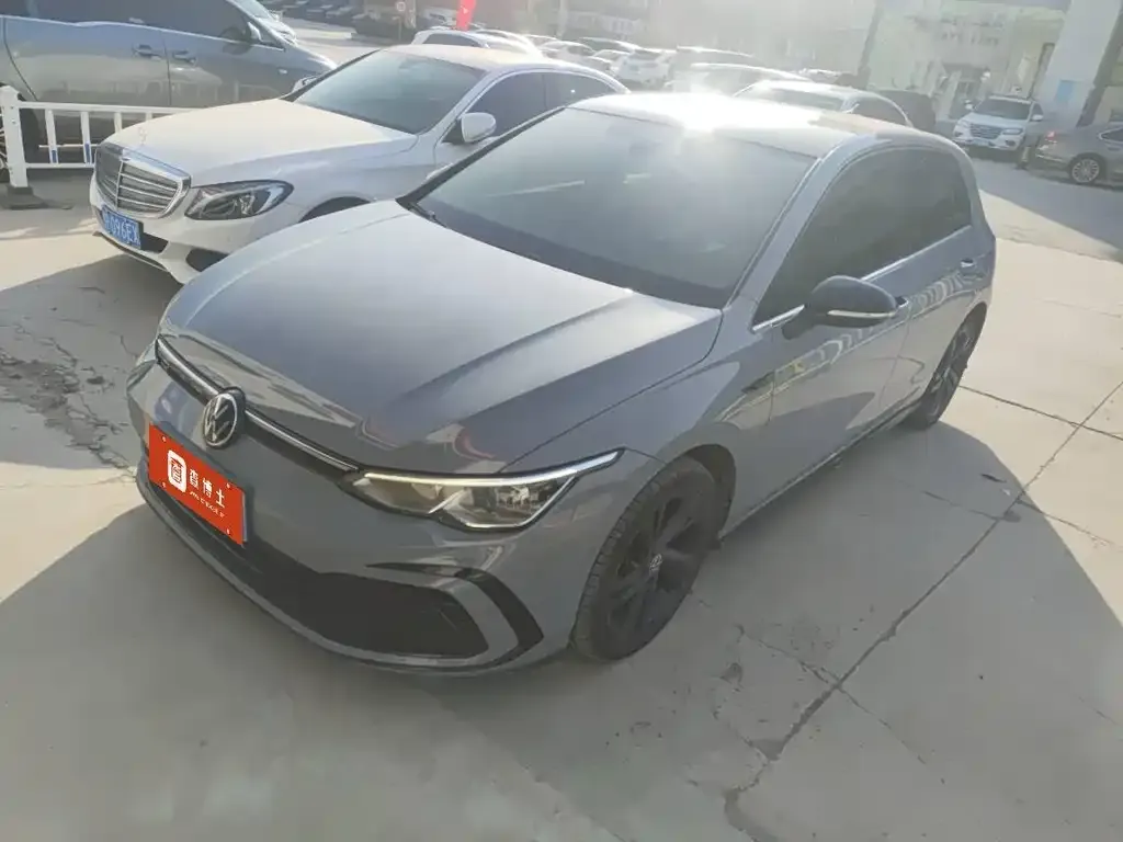 Volkswagen Golf 2021 из CN, фото 1