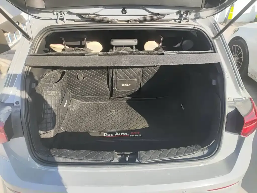 Volkswagen Golf 2021 из CN, фото 7
