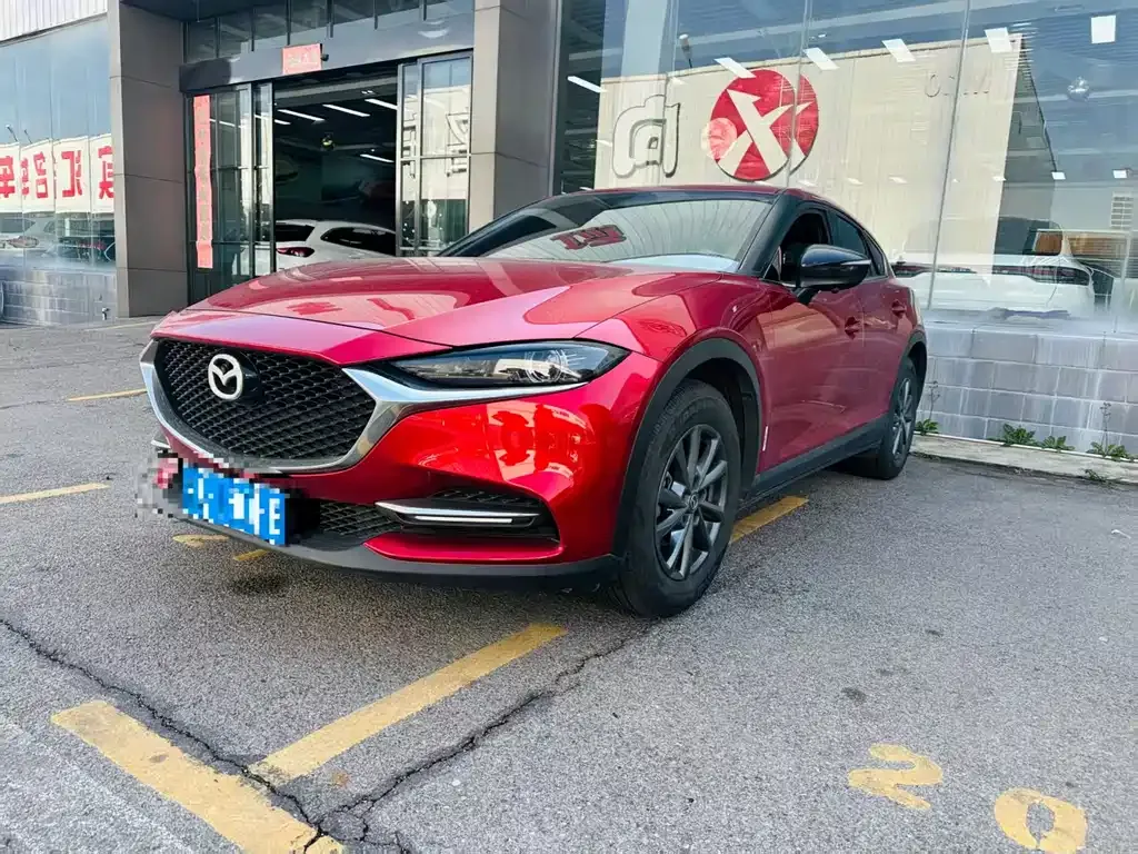 Mazda CX-4 2023 из CN, фото 1
