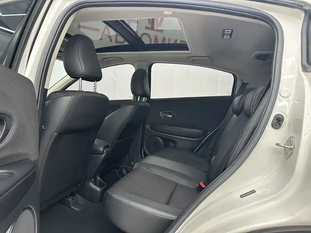 Honda Vezel 2022 из CN, фото 2