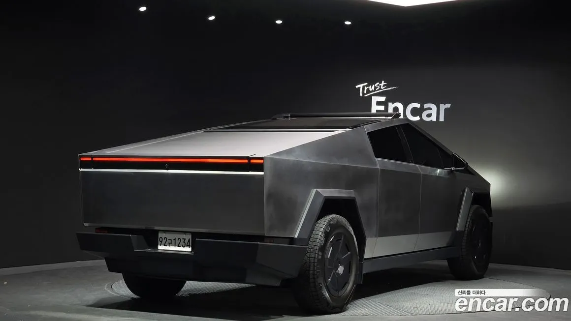Tesla Cybertruck 2024 из KR, фото 9