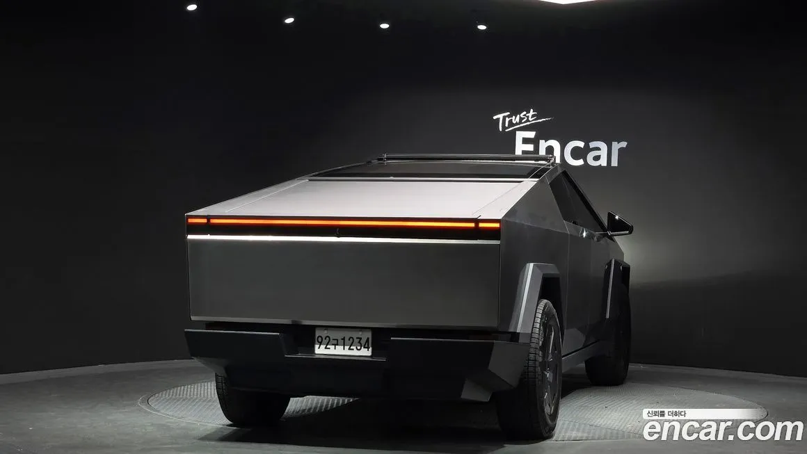 Tesla Cybertruck 2024 из KR, фото 3