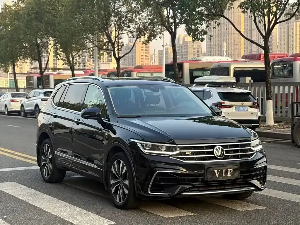 Volkswagen Tiguan L 2022 из CN, фото 8