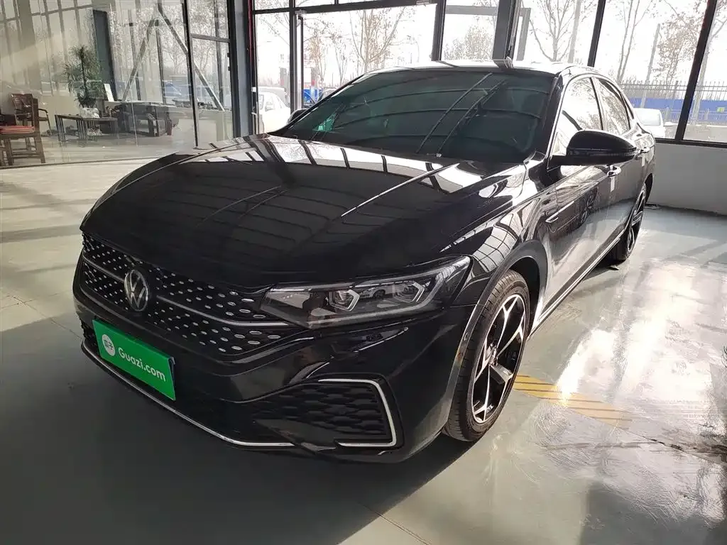 Volkswagen Passat 2023 из CN, фото 1