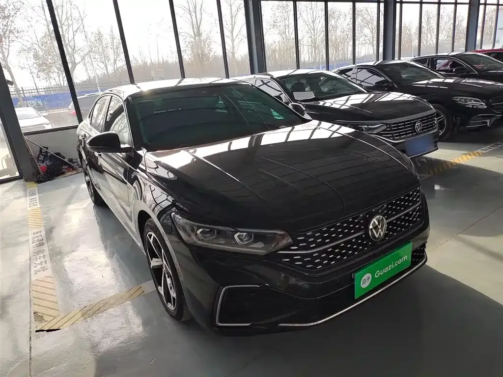 Volkswagen Passat 2023 из CN, фото 8
