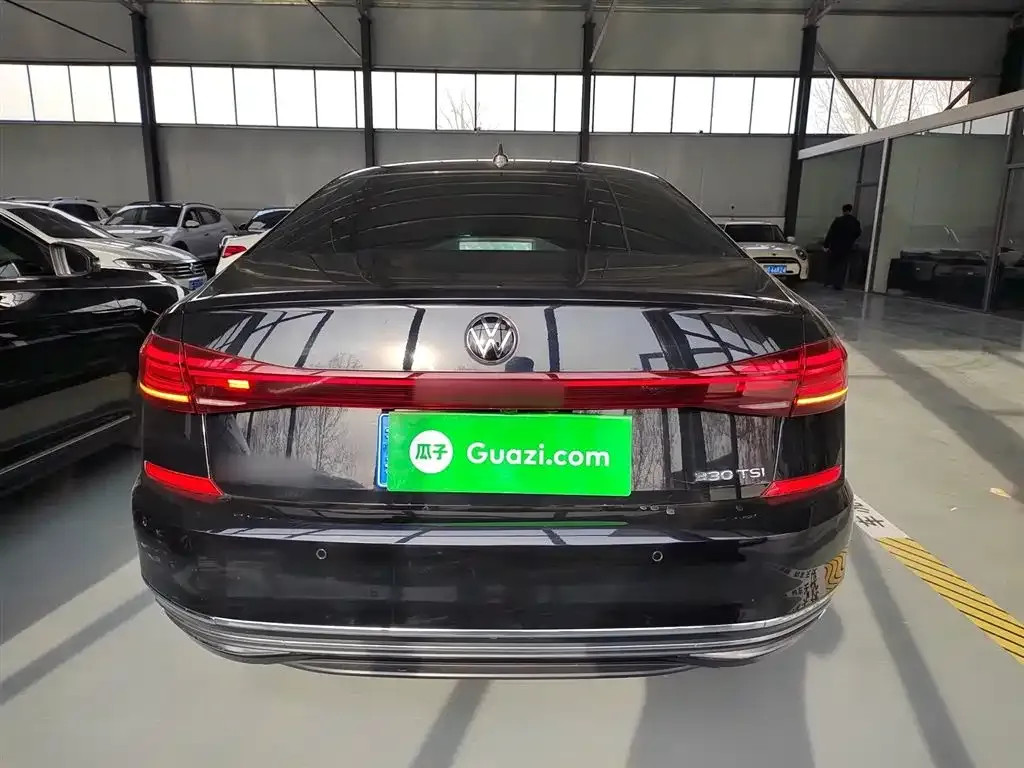 Volkswagen Passat 2023 из CN, фото 2