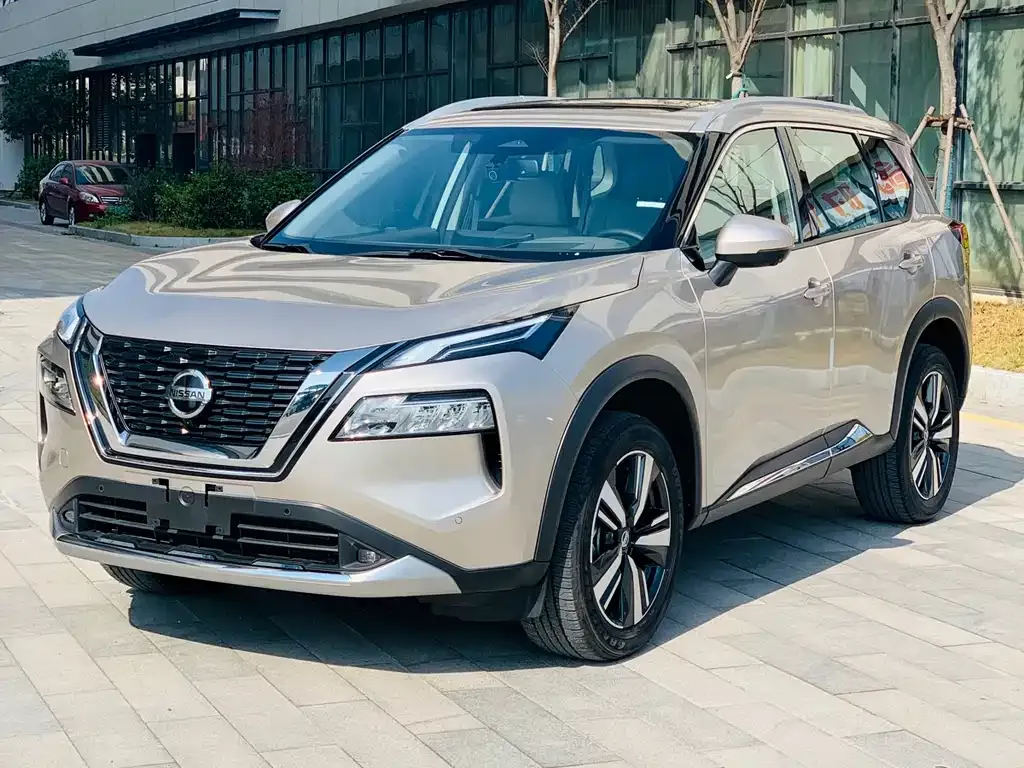 Nissan X-Trail 2023 из CN, фото 1