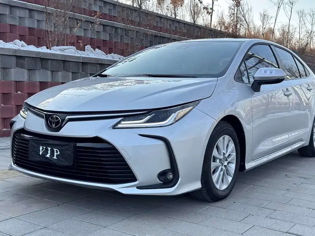 Toyota Corolla 2022 из CN, фото 1