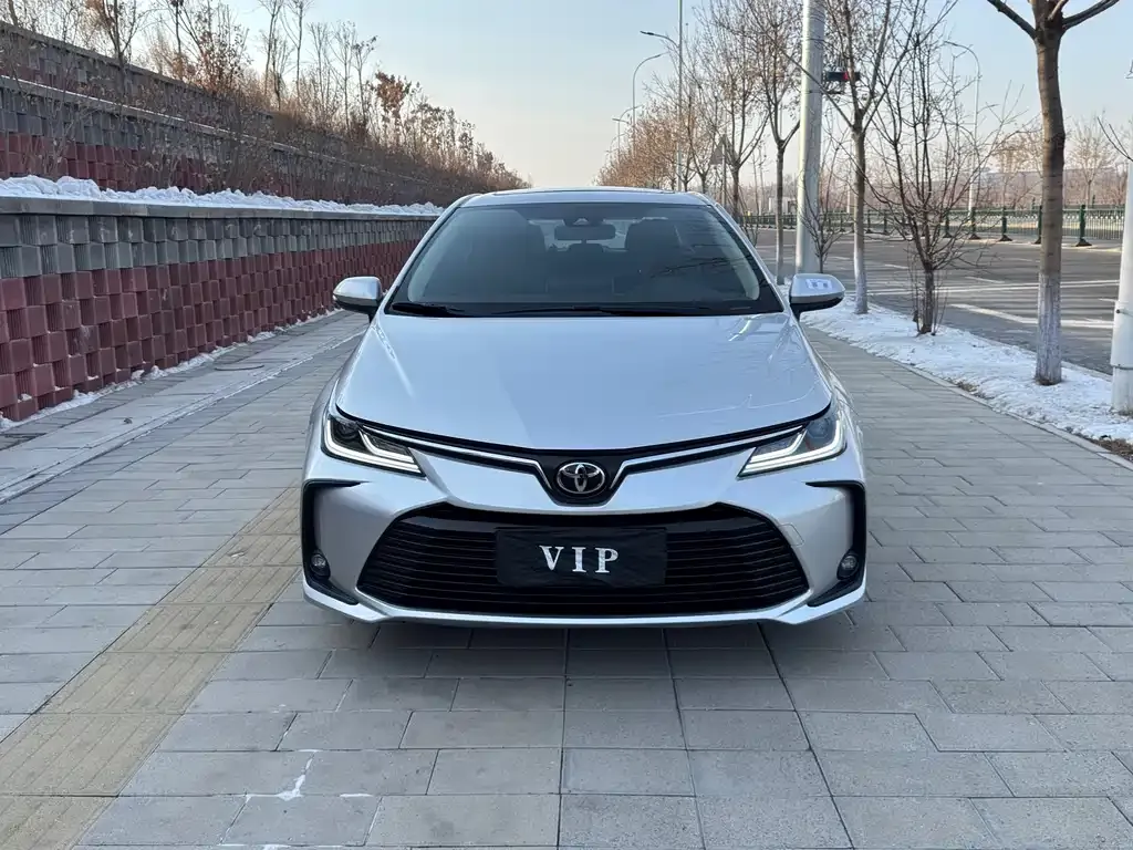 Toyota Corolla 2022 из CN, фото 2