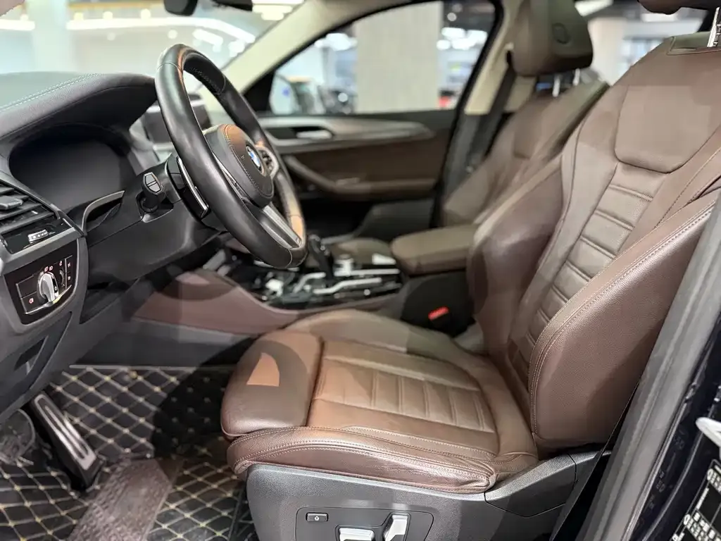 BMW X4 2021 из CN, фото 3
