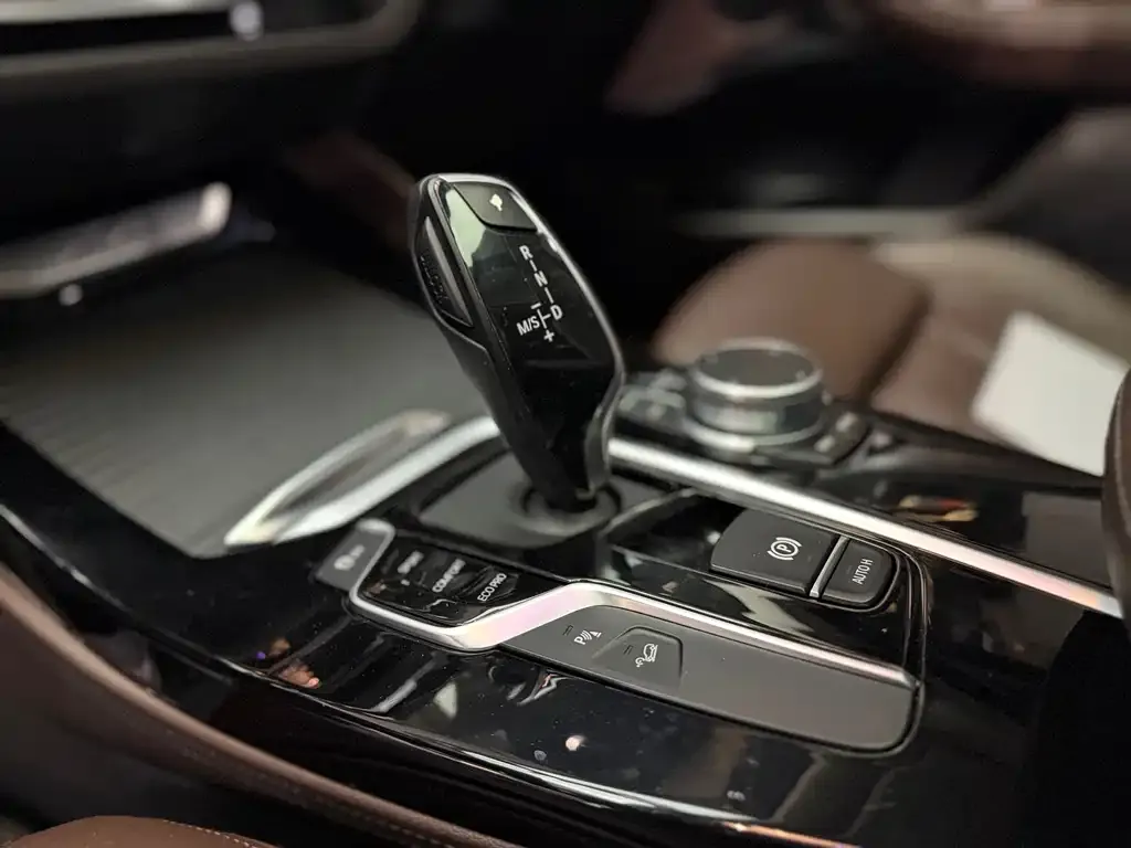 BMW X4 2021 из CN, фото 2