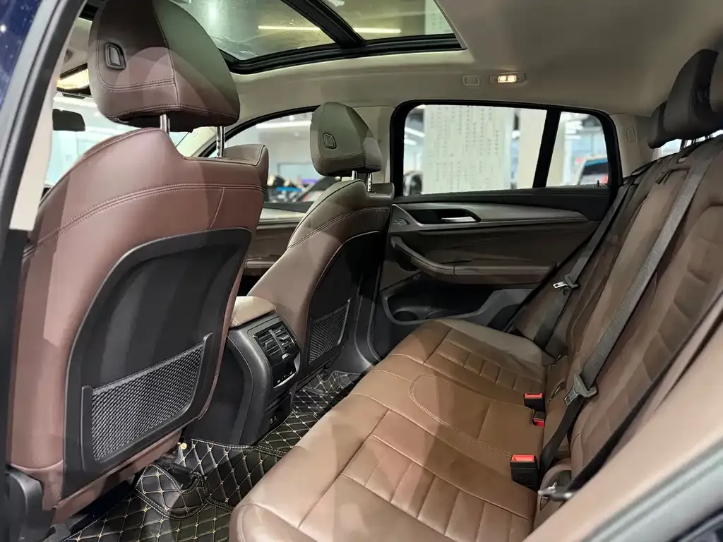 BMW X4 2021 из CN, фото 9