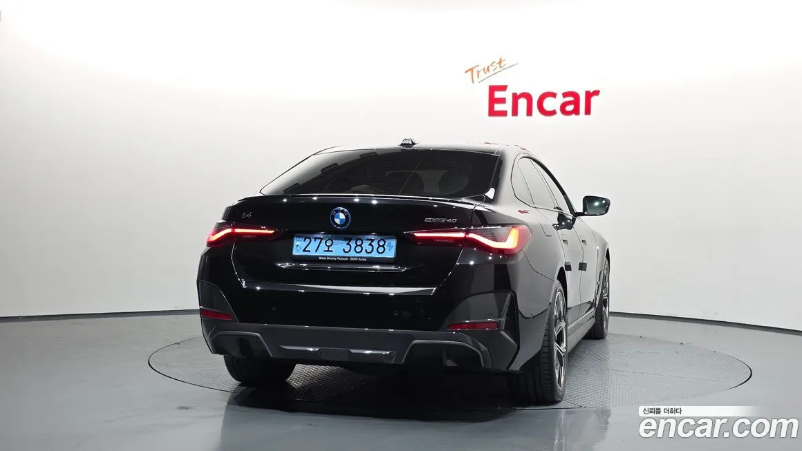 BMW i4 2023 из KR, фото 4