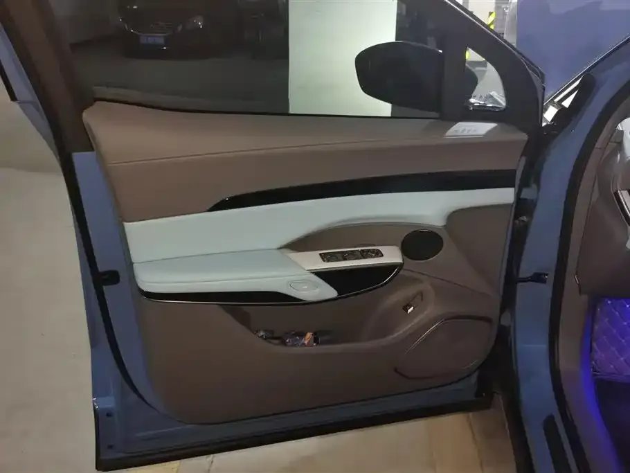 Hongqi Tiangong 08 2025 из CN, фото 4