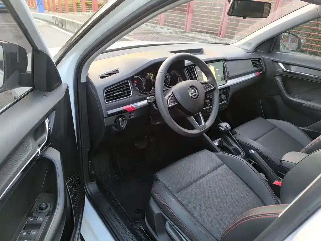 Skoda Kamiq 2022 из CN, фото 2