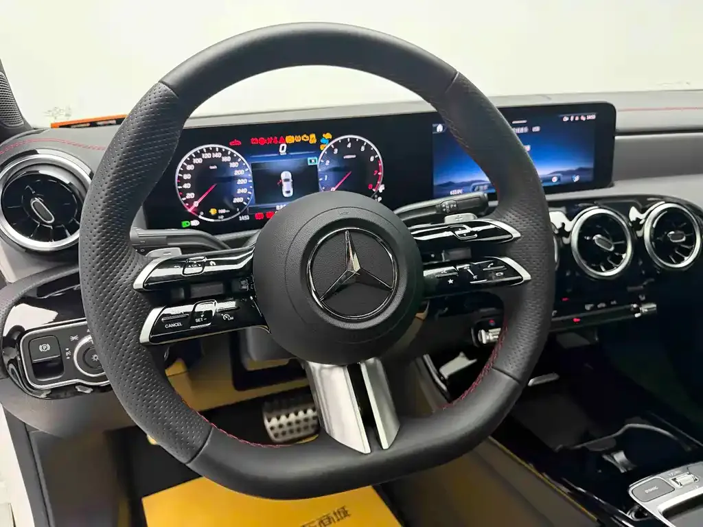 Mercedes-Benz CLA (Import) 2025 из CN, фото 5