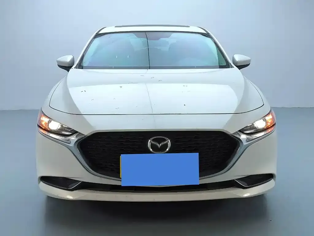Mazda 3 Axela — фото 2