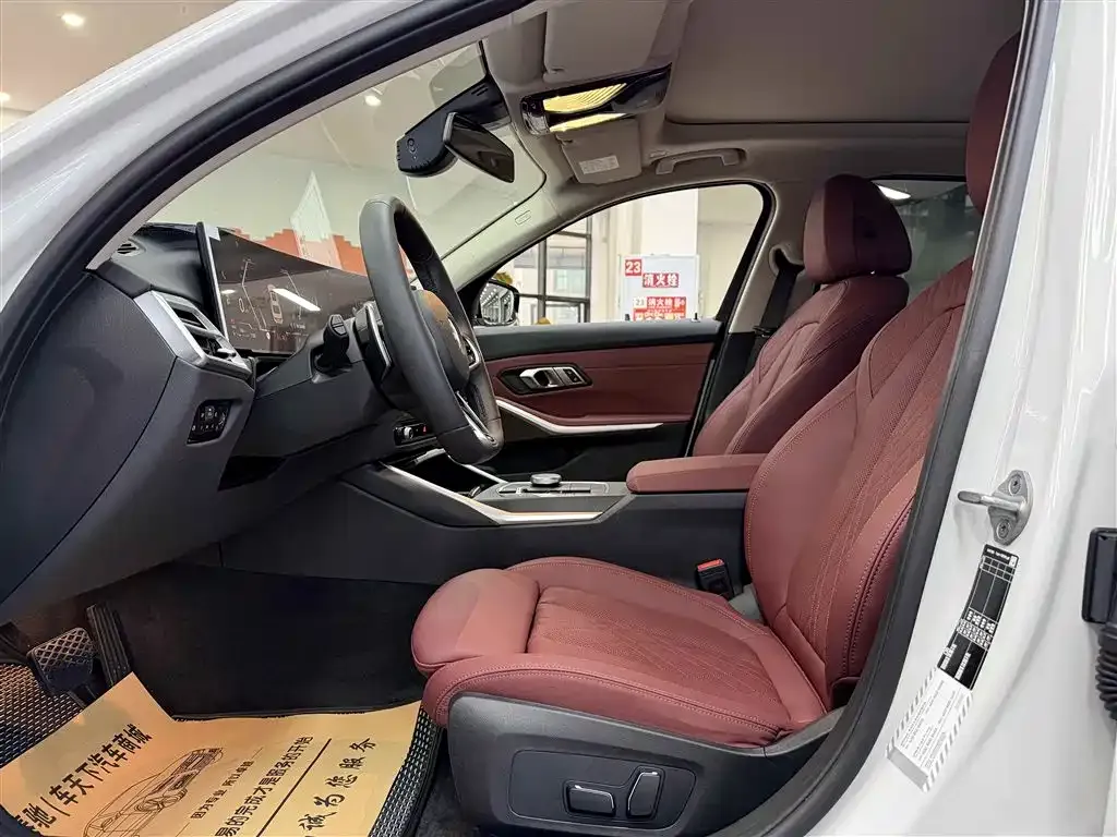 BMW 3 Series 2025 из CN, фото 7