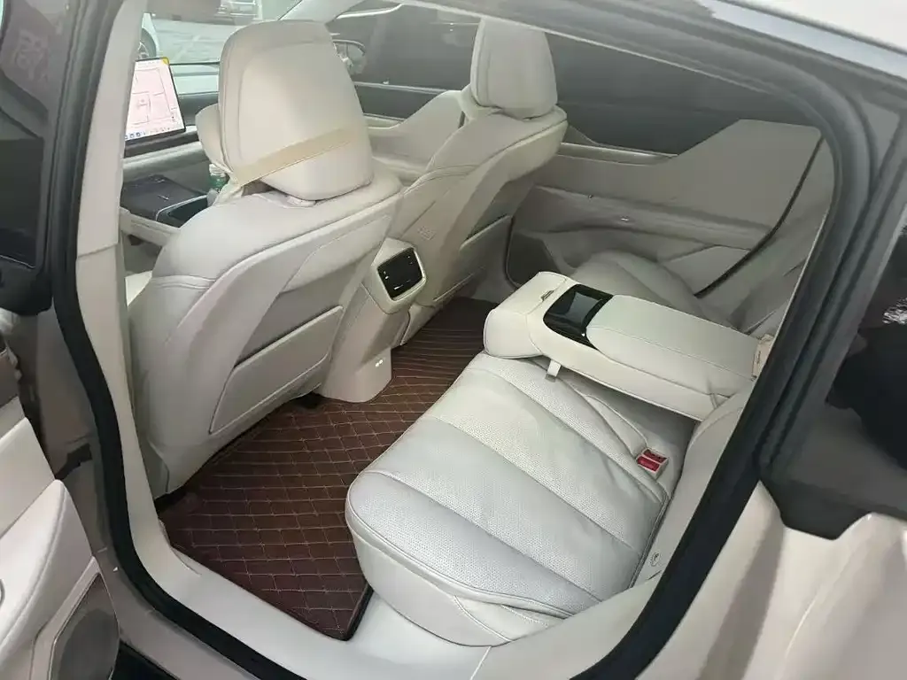 Buick Electra L7 2025 из CN, фото 5