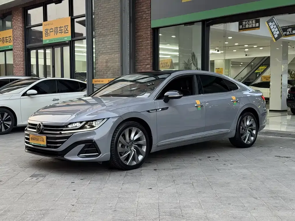 Volkswagen CC 2022 из CN, фото 8