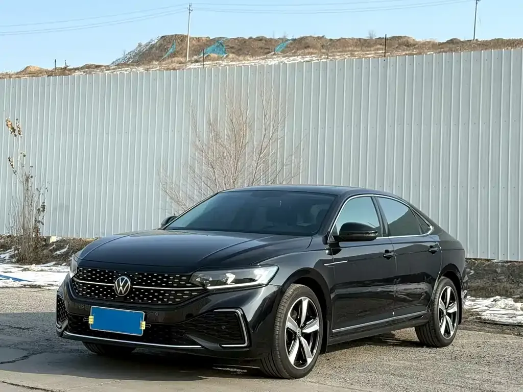 Volkswagen Passat 2022 из CN, фото 1