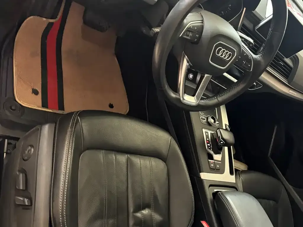 Audi Q5L 2021 из CN, фото 8