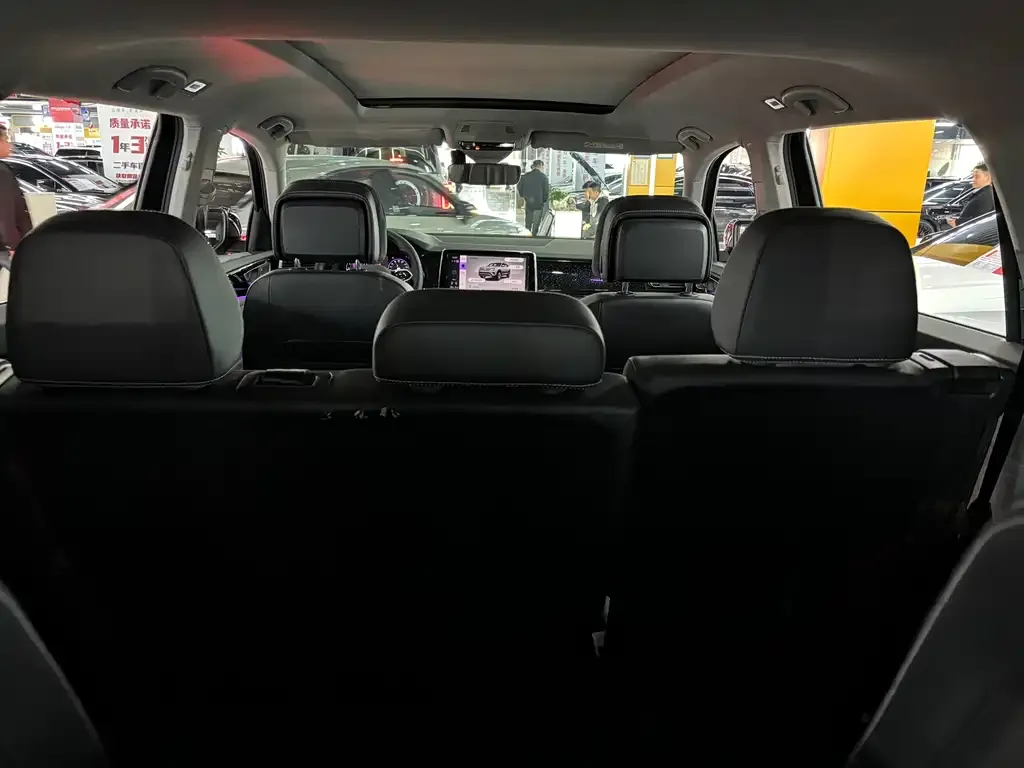 Volkswagen Teramont 2024 из CN, фото 10