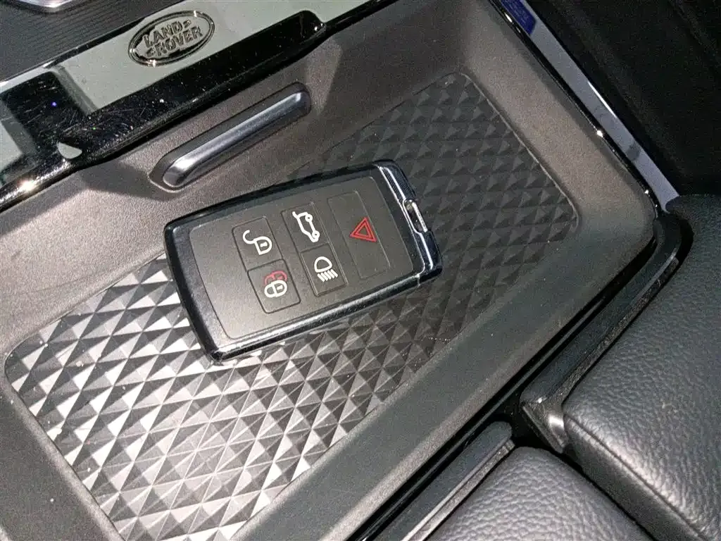 Land Rover Evoque 2021 из CN, фото 9