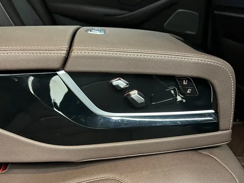 BMW 5 Series New Energy 2021 из CN, фото 6