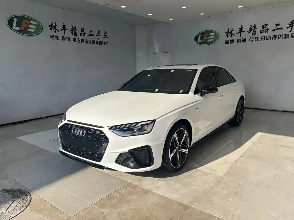 Audi A4L 2024 из CN, фото 1